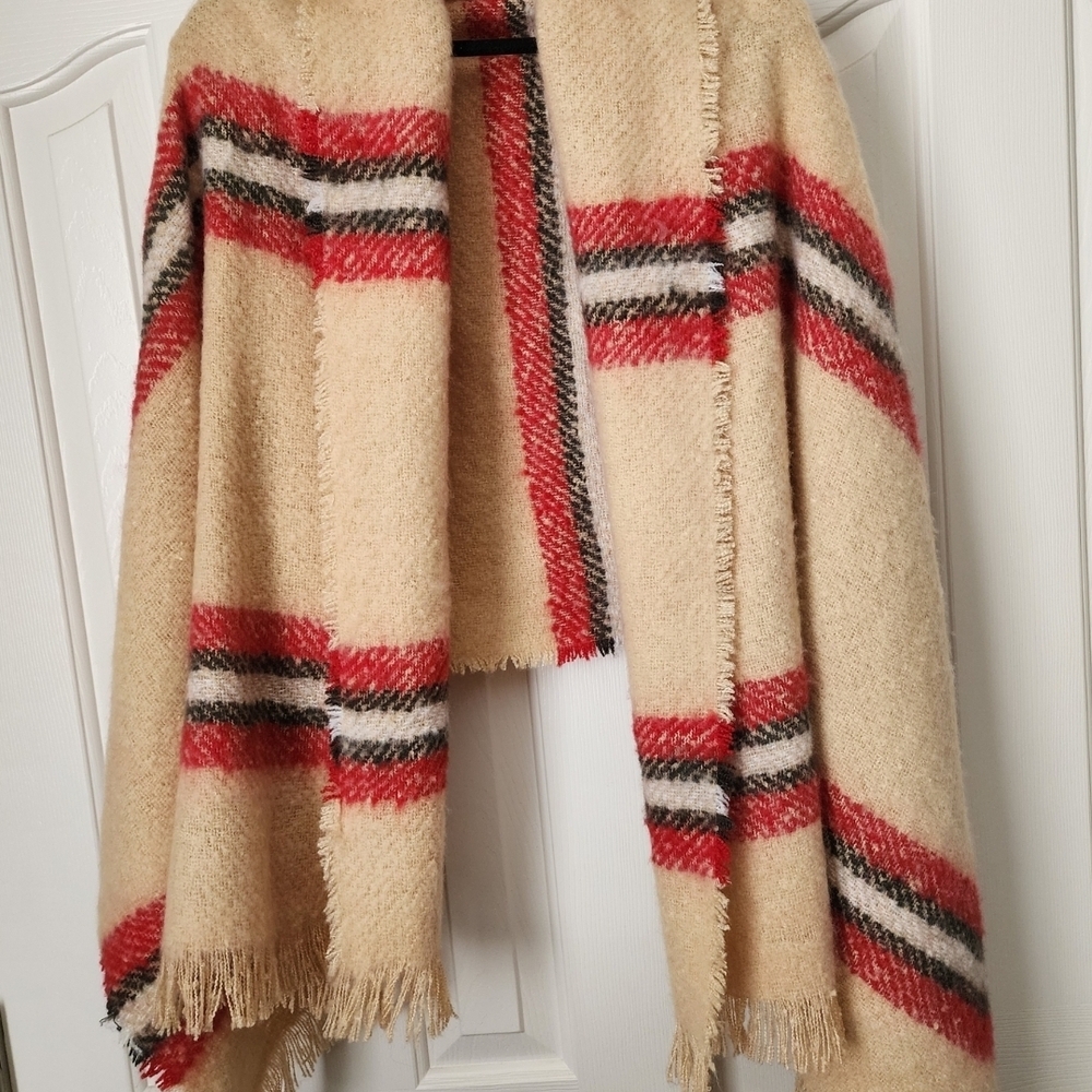 Serra Red and Tan Polyester Fabric Shaw